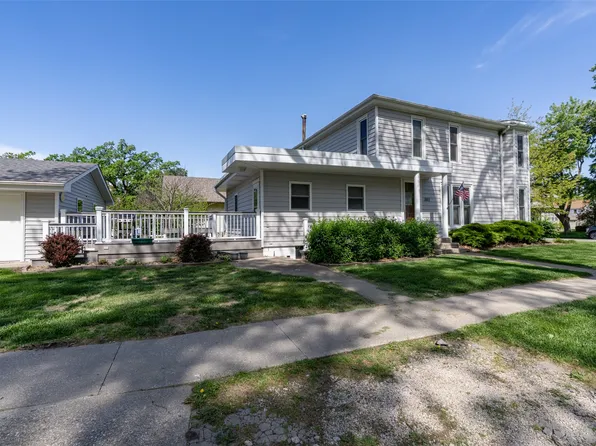 302 W Court Ave, Winterset, IA 50273