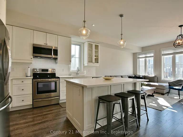 349 Yellow Birch Cres — Photo 11