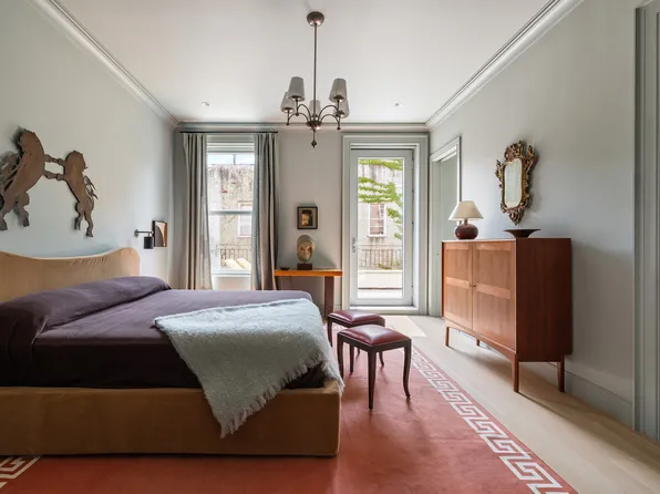 205 Clinton Street image 27 of 38