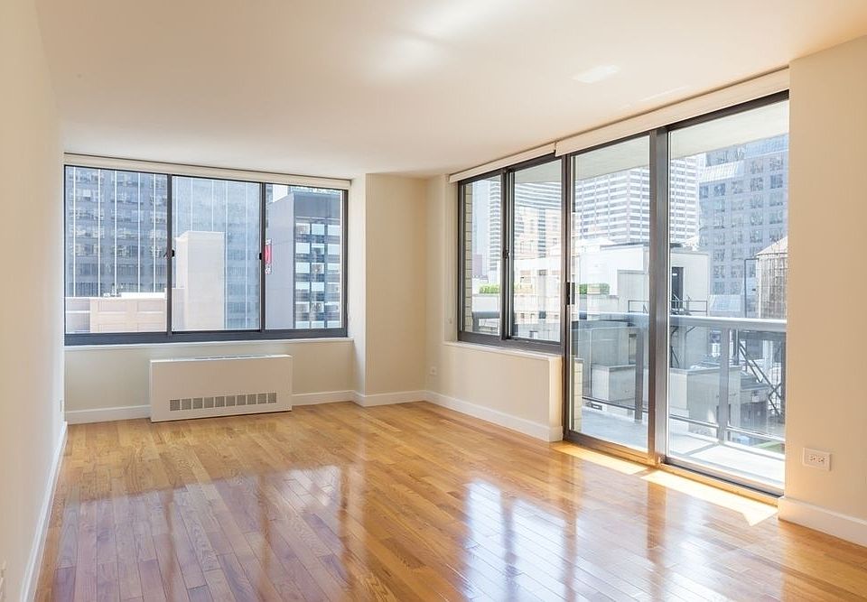 1st image of 235 W 48th St APT 20R