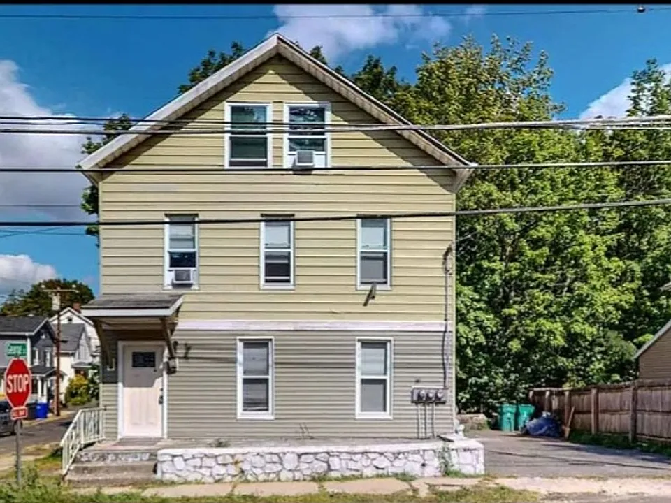 31 William St