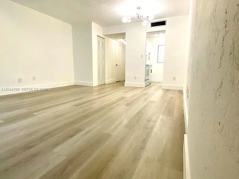 10901 N Kendall Dr #210 — Photo 3