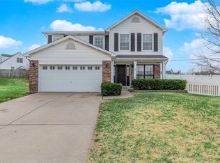 3 Woodmont Ct, Saint Peters, MO 63376