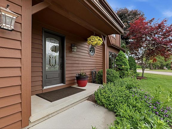 4th image of 3720 Briarwood LANE