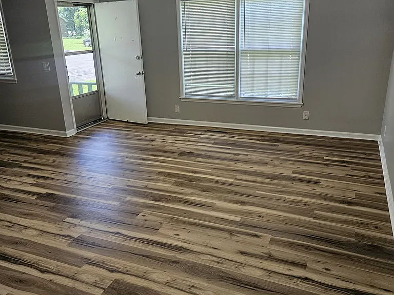 1707 Wells Dr #A — Photo 2