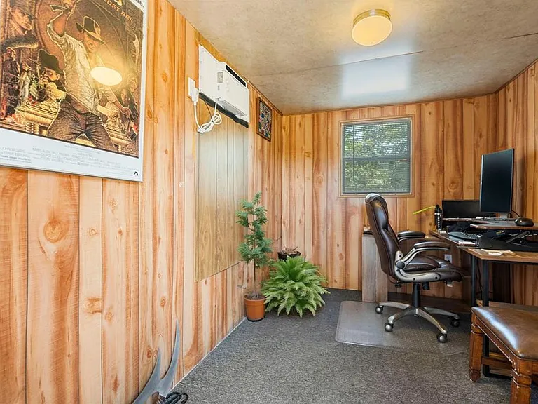 606 Tyrone Dr — Photo 14