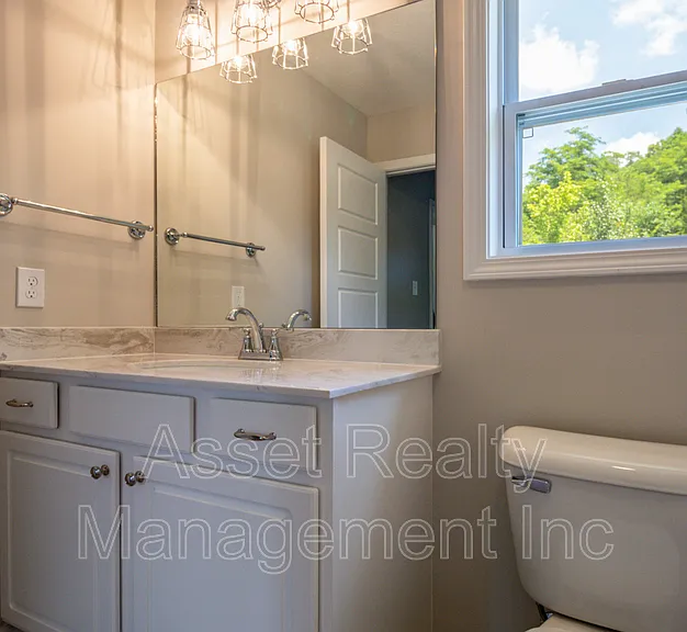 628 Drakewood Rd — Photo 27