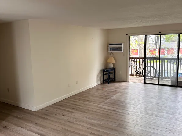 655 Talcottville Rd APT 185, Vernon, CT 06066
