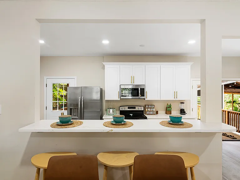 5315 Shore Dr — Photo 6