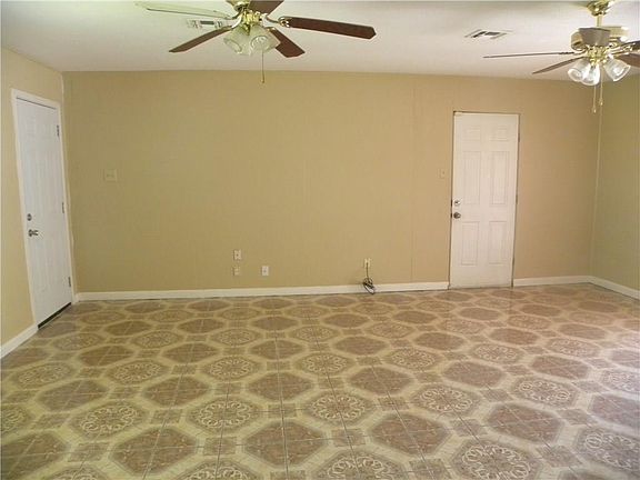 2nd image of 554 Evergreen Dr