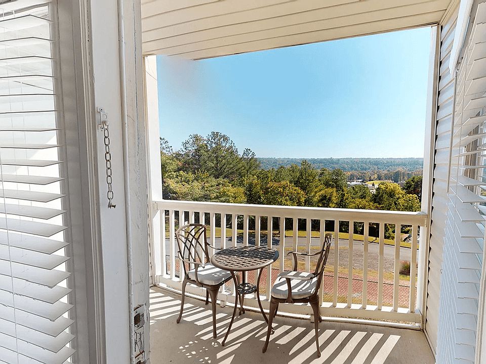 Private Balcony for Two