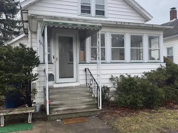 901 S Monroe St, Bay City, MI 48708