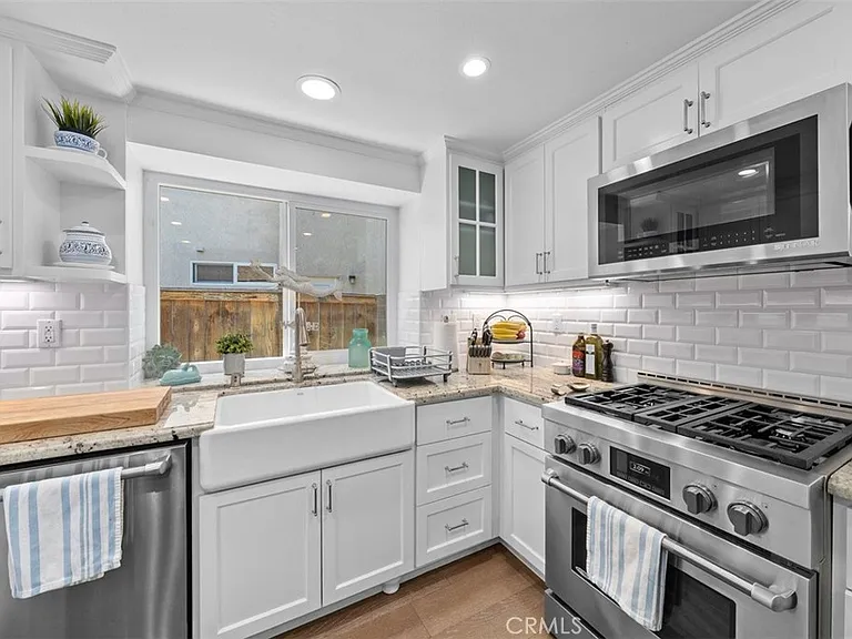 24662 Jeremiah Dr — Photo 16