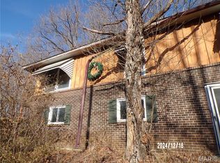 6045 Ozark Dr, High Ridge, MO 63049