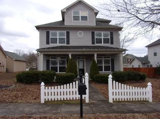 6 Stone Moss Dr, Newnan, GA