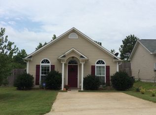 2121 Winding Oak Dr, Opelika, AL 36804