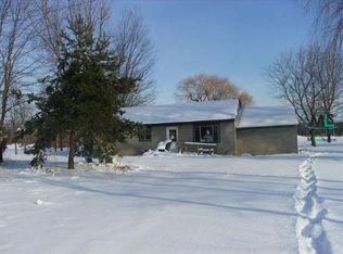 8910 Jordan Rd, Yale, MI 48097