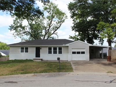 24 Virginia Dr, Liberty, MO, 64068