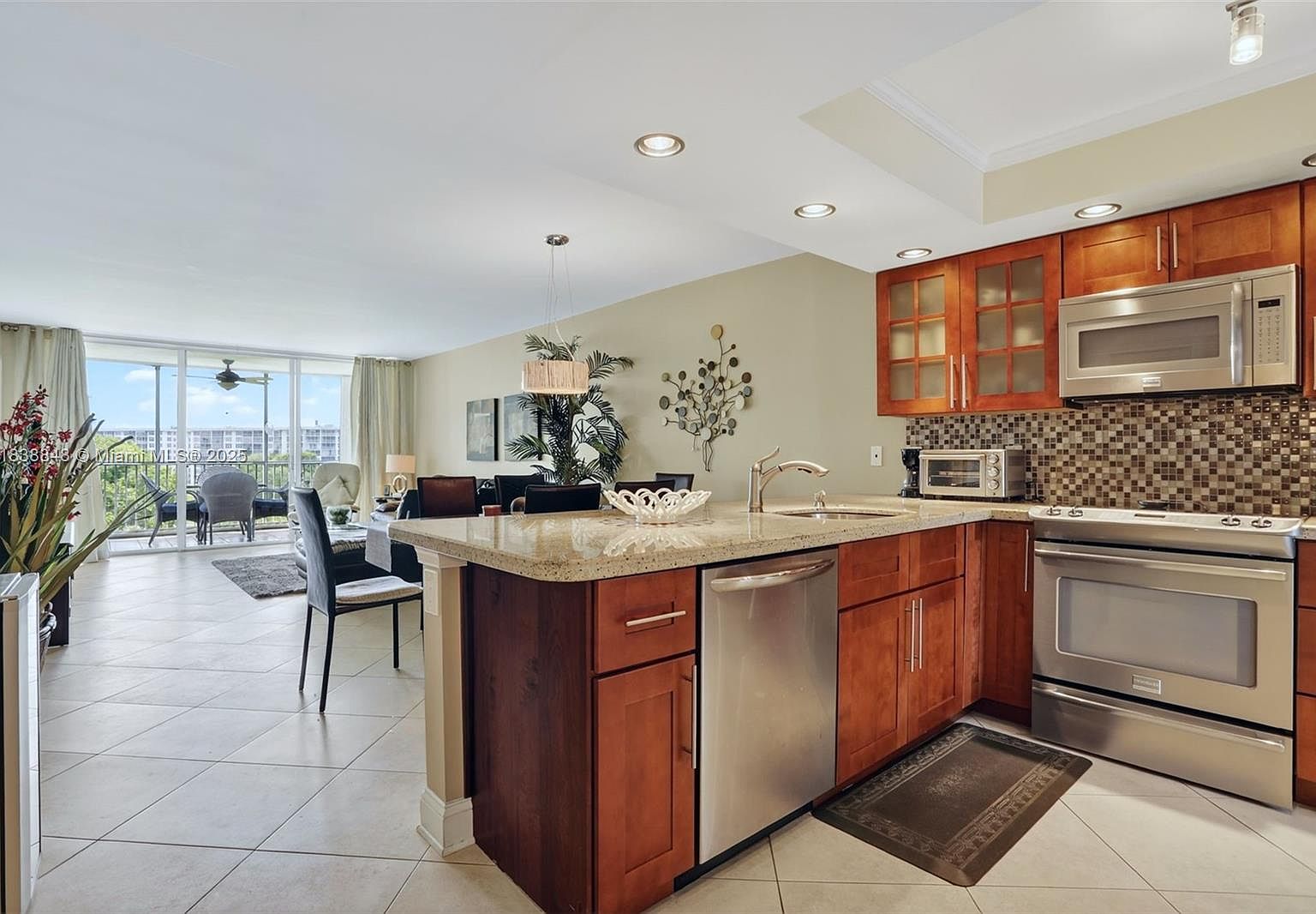 2901 S Palm Aire Dr APT 608