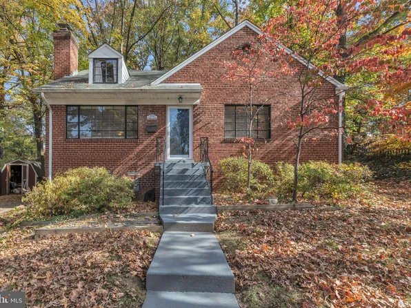 2713 Lake Ave, Cheverly, MD 20785