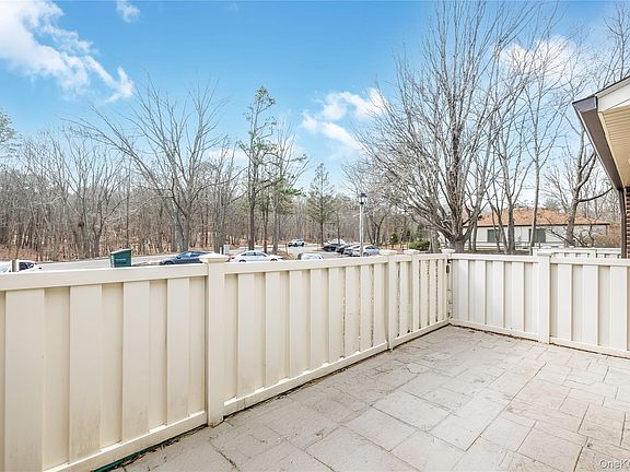 5th image of 225 Birchwood Road