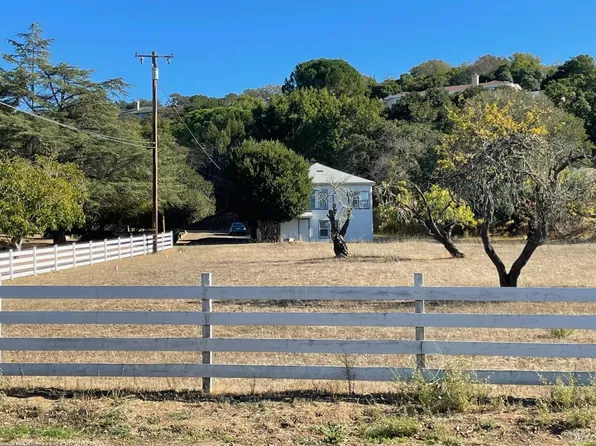 445 School Road, Novato, CA 94945