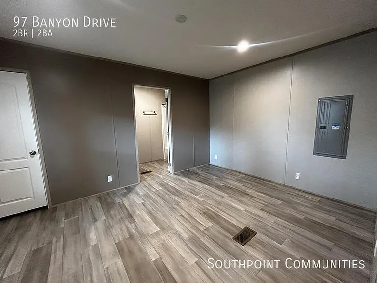 97 Banyon Dr — Photo 7