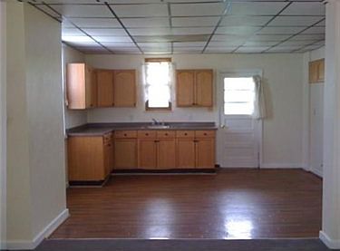 4th image of 2501 Cleveland St