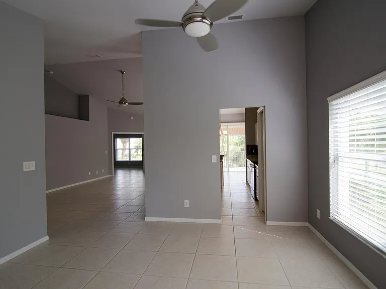5205 Birmingham Dr #202 — Photo 1