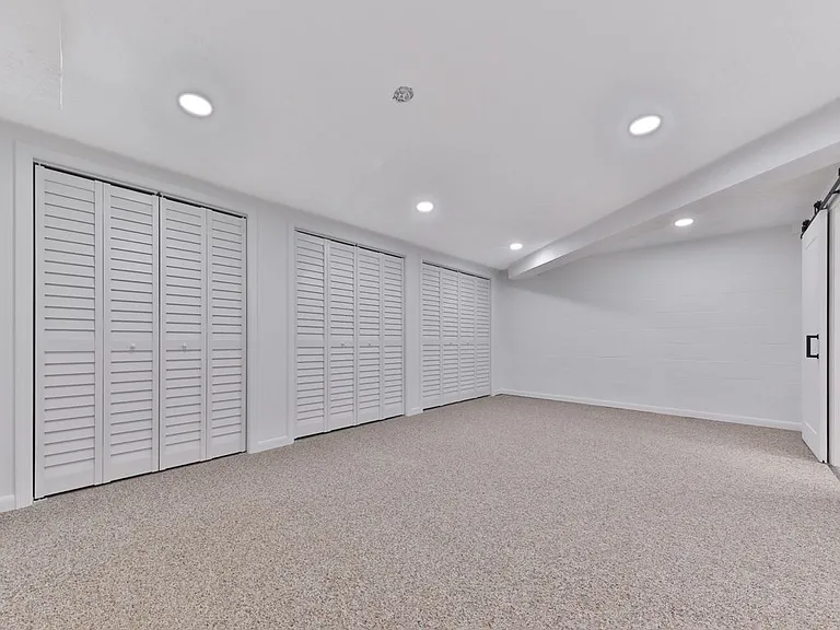 Basement Bedroom Closets
