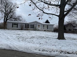 110 Park Dr, Rome City, IN 46784