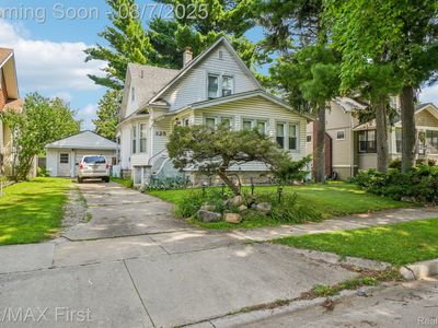 325 California Ave, Royal Oak, MI, 48067