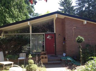 6048 39th Ave NE, Seattle, WA 98115