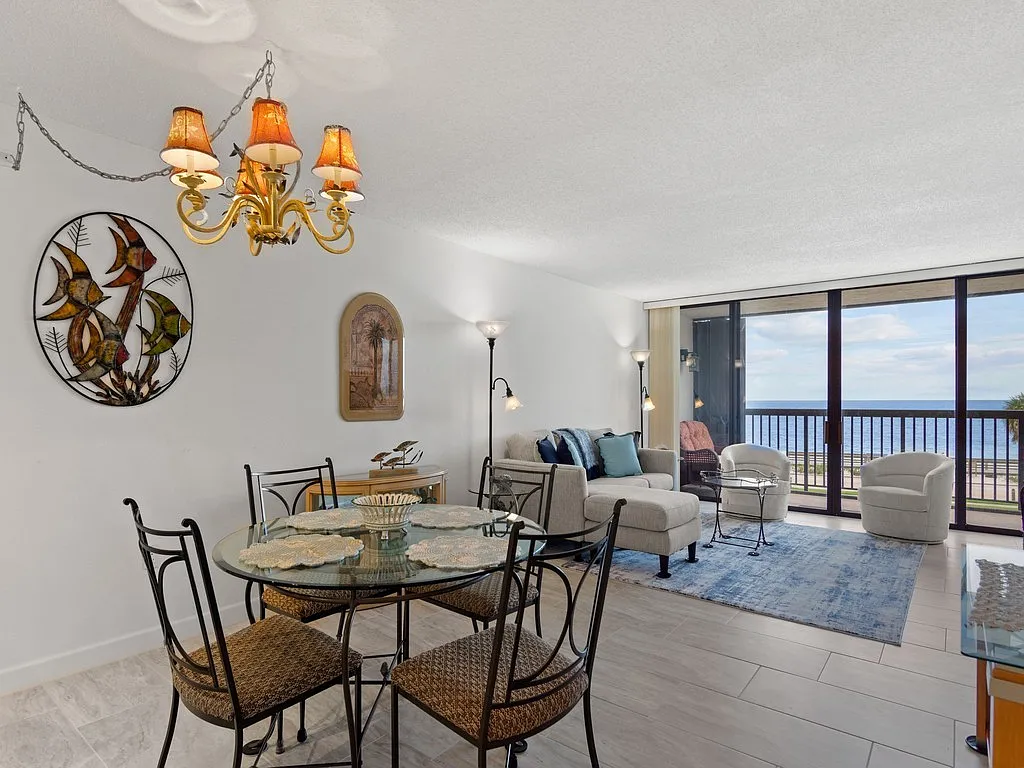2 bed, 1000 sqft, $6,500 — Photo 3
