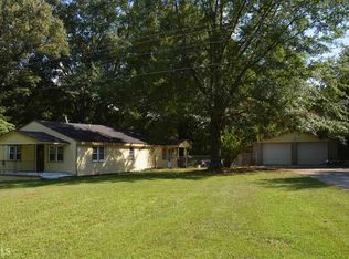 166 Curved Rd, Jonesboro, GA 30238