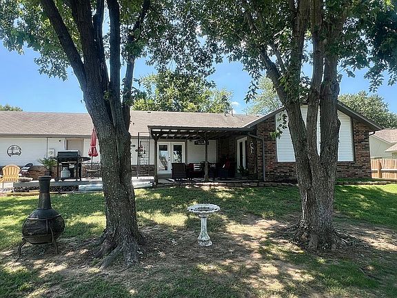 5th image of 3004 Kimberlea Dr