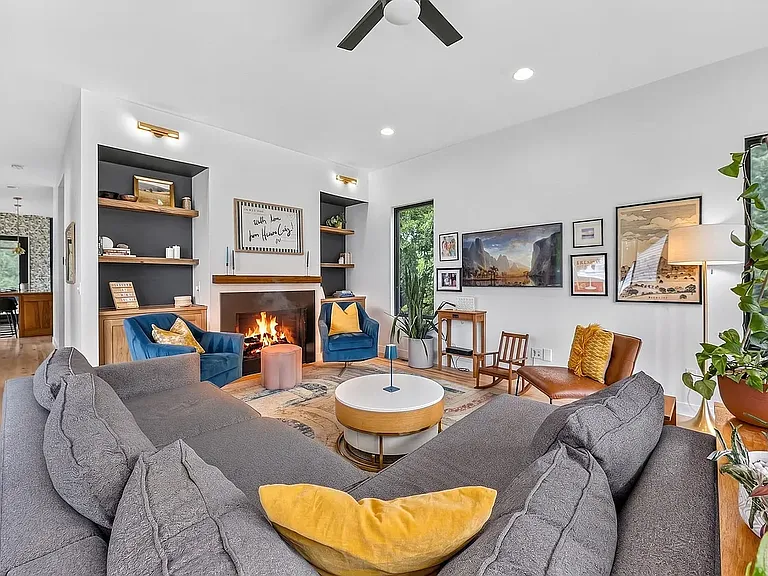 1742 Belleview Ave — Photo 4