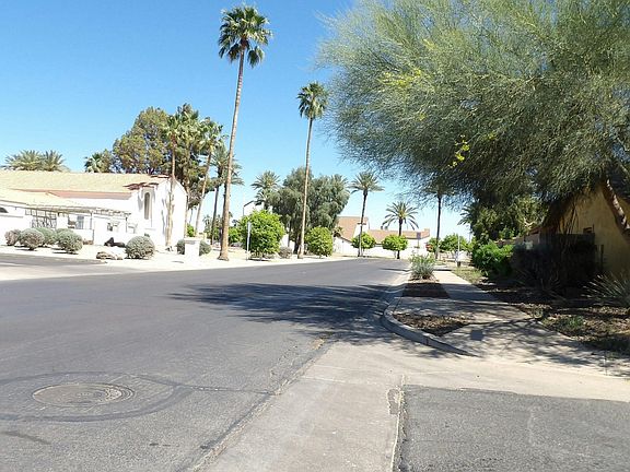 5th image of 351 S Moreno Cir