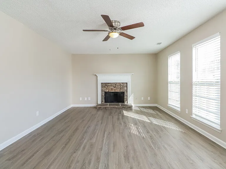 195 Ridge Pointe Dr — Photo 5