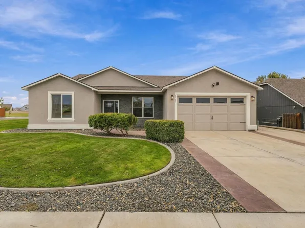5122 Reagan Way, Pasco, WA 99301