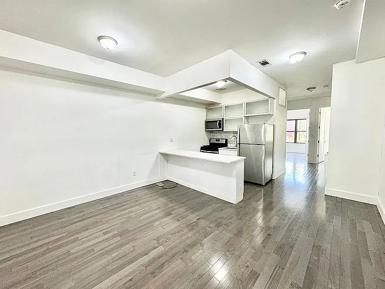 264 Saratoga Ave #2 — Photo 1