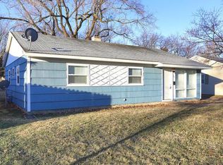 1405 Honeysuckle Ln, Champaign, IL 61820