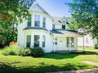 1015 8th St E, Menomonie, WI 54751