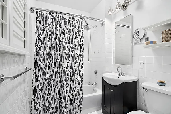 Sold by Compass | media 5