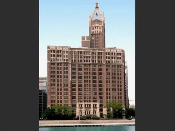680 N Lake Shore Dr APT 1414, Chicago, IL 60611