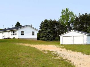7700 N Caris Rd, Vestaburg, MI 48891