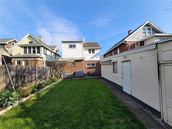 2nd image of 646 W 21st St