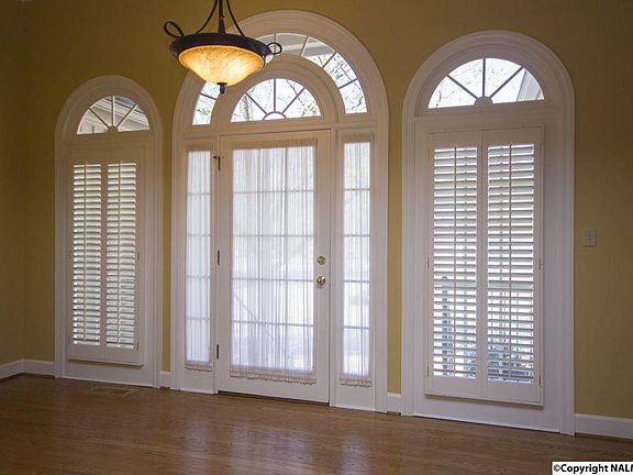 3rd image of 4903 Pimlico Cir SE