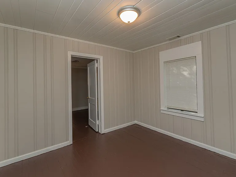 1110 Murphy St — Photo 23