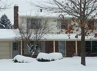 14 Squirrels Heath Rd, Fairport, NY 14450